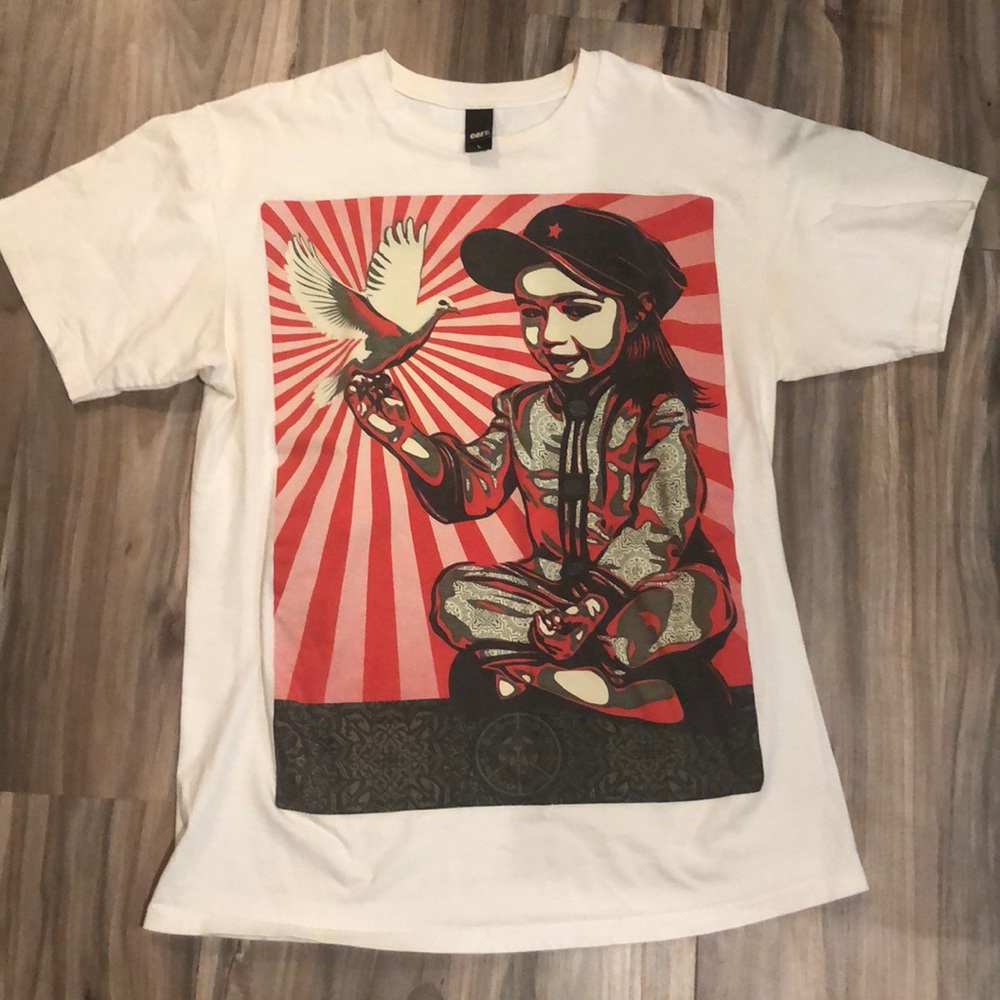 OBEY size large t-shirt